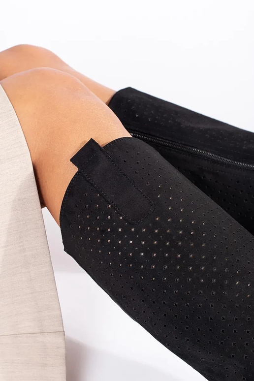 botas de ante negro con elementos... botas de ante negro con elementos...