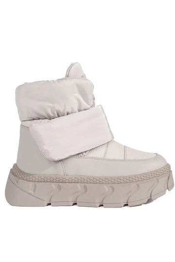 color gris aislar Botas de...