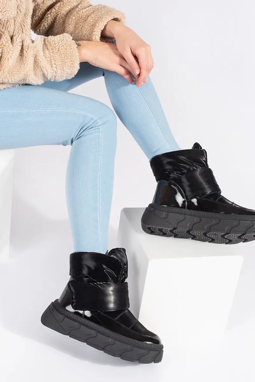 de color negro aislar Botas de nieve...