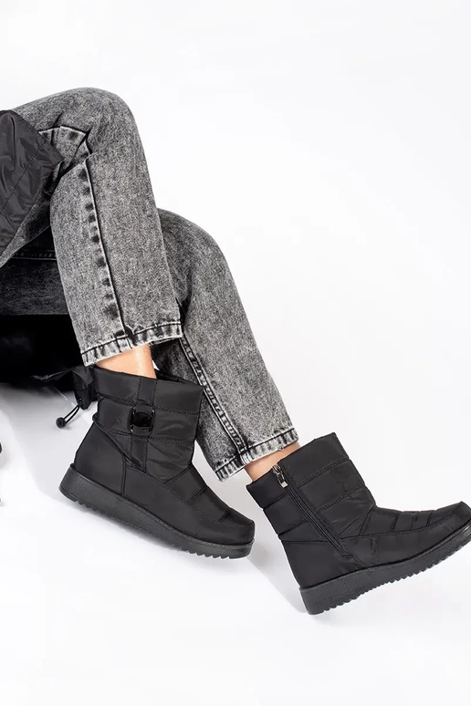 de color negro conveniente Botas de... de color negro conveniente Botas de...