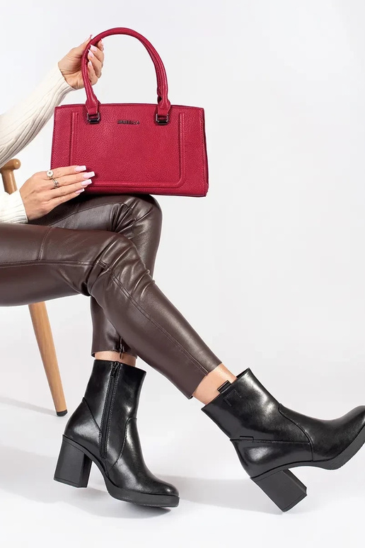 Bolso clásico elegante rojo Bolso clásico elegante rojo