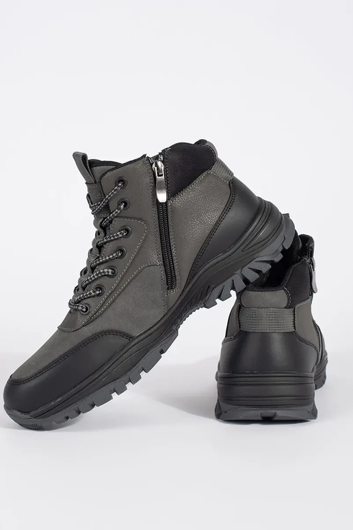 Botas de trekking en gris