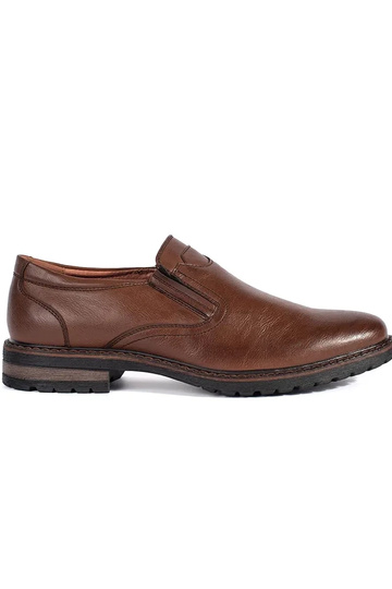 Zapatillas marrones abotinadas