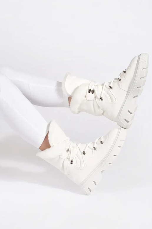 el color blanco atado para arriba...