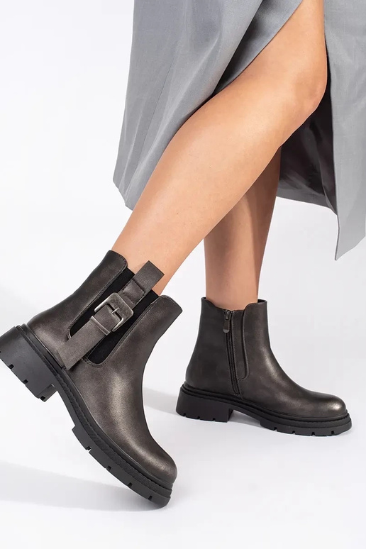 Zapatos marrón oscuro con hebillas