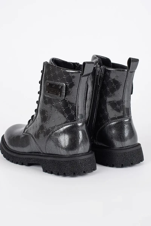 de color negro lacado femenino...