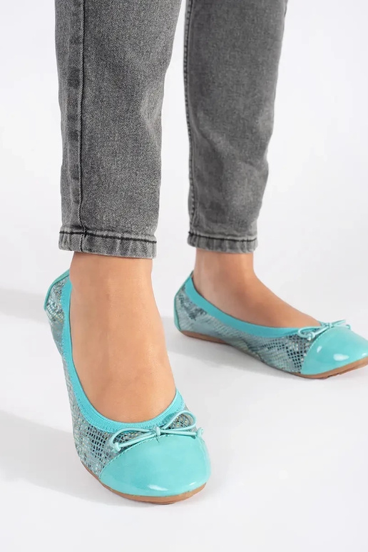 Bailarinas azules con lazo