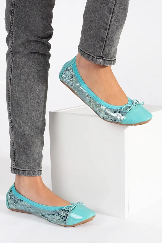 Bailarinas azules con lazo