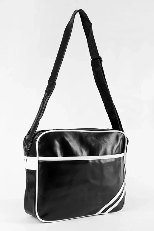 Bolso deportivo de hombro negro