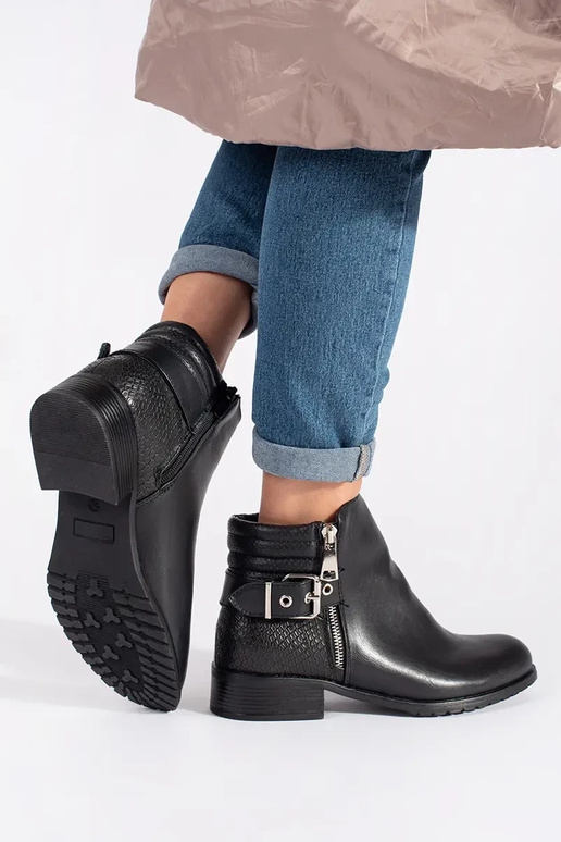 Zapatos planos para mujer en color negro