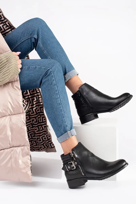 Zapatos planos para mujer en color negro