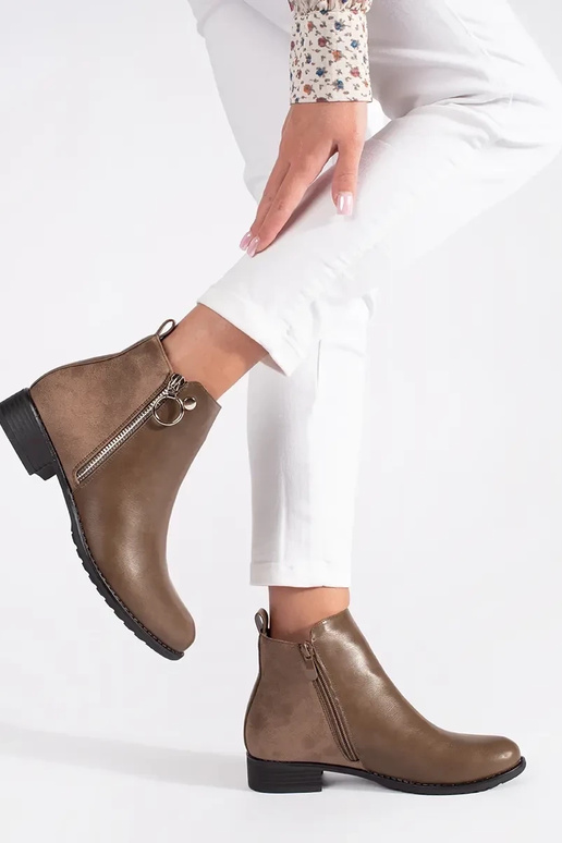 Zapatos planos marrones con hebilla