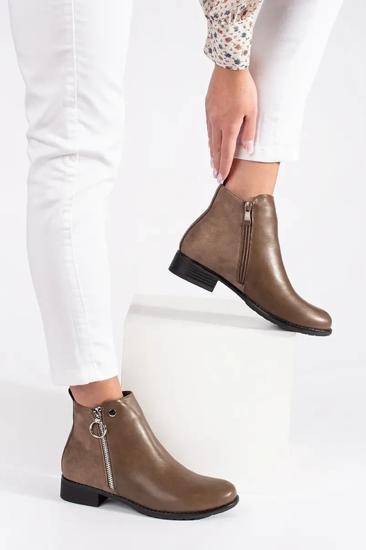 Zapatos planos marrones con hebilla