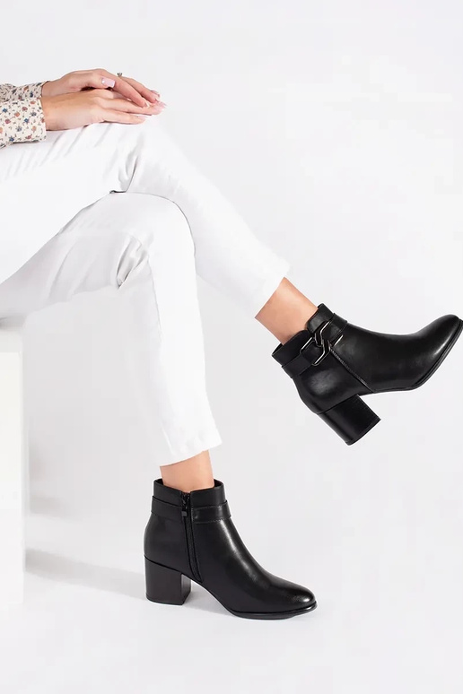 Zapatos negros de Sergio Leone en tacón