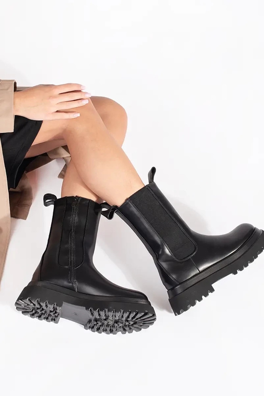 Botas altas negras Chelsea con... Botas altas negras Chelsea con...