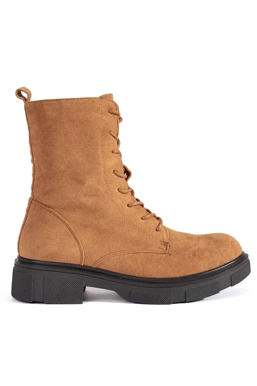 Botas marrones de caña alta aisladas Botas marrones de caña alta aisladas