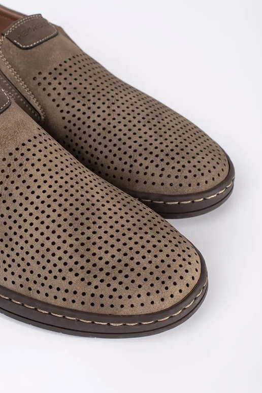 Mocasines perforados para hombre beige