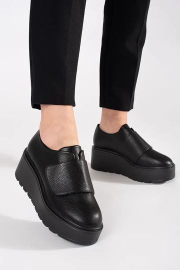 zapatos en una cuña de... 2