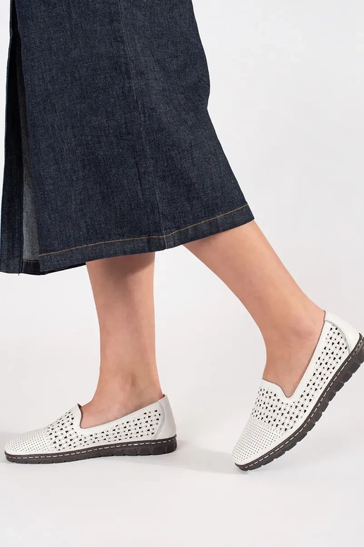 Zapatos de media suela blancos...