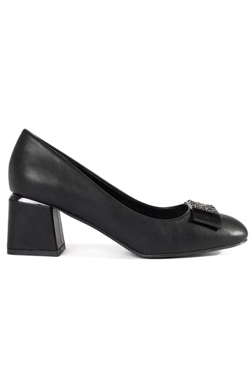 Zapatos de tacón negros