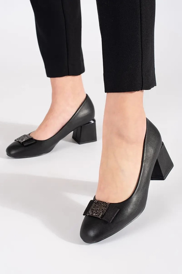Zapatos de tacón negros 2