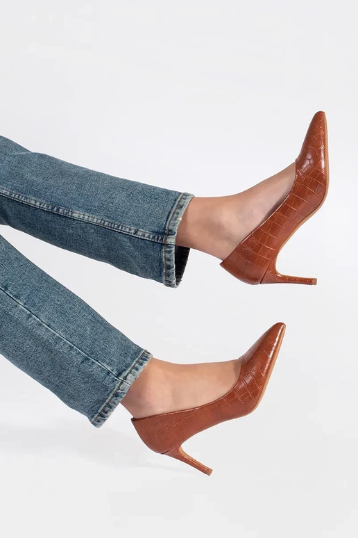 Tacones marrones