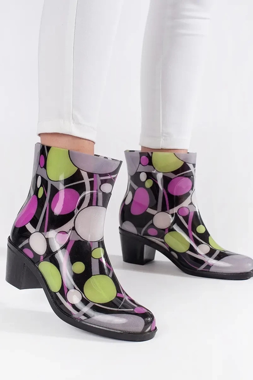 Botas de goma con lunares y tacones