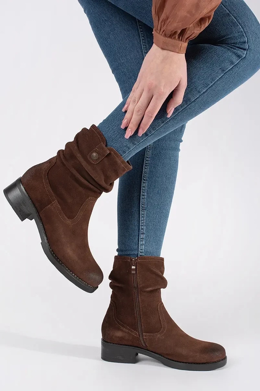 Botines marrones con caña arrugada de...