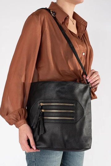 Bolso negro con hebillas... 2