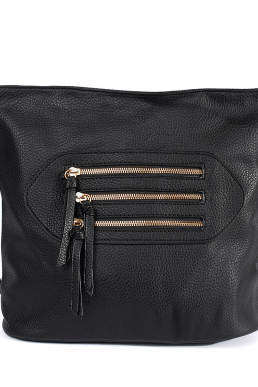 Bolso negro con hebillas doradas