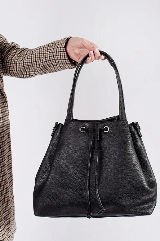 Bolso negro tipo tote