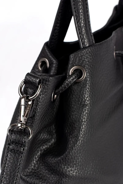Bolso negro tipo tote