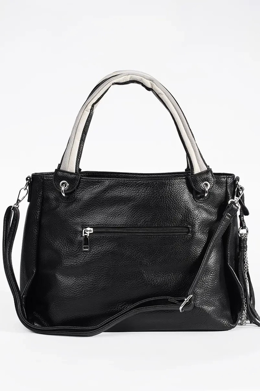 Bolso negro de mujer con cremallera