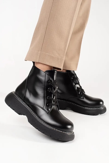 Zapatos negros con plataforma 2