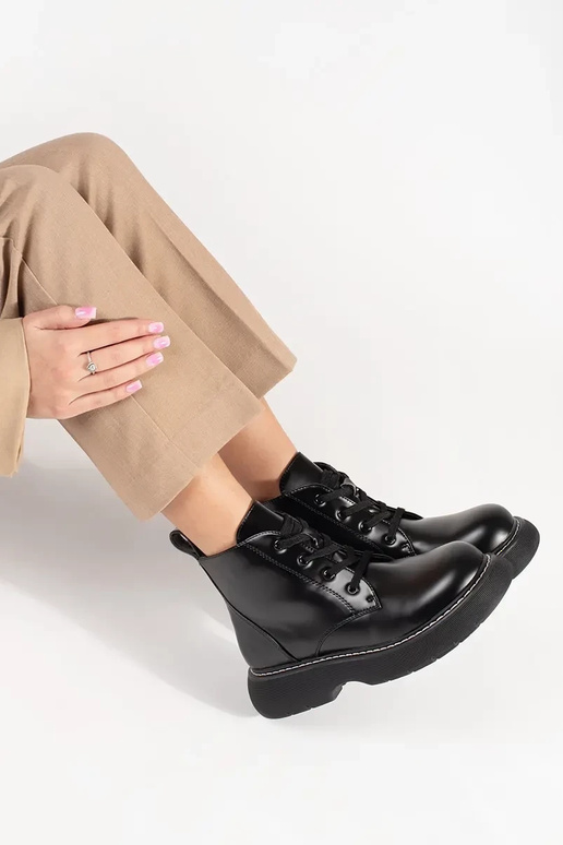 Zapatos negros con plataforma