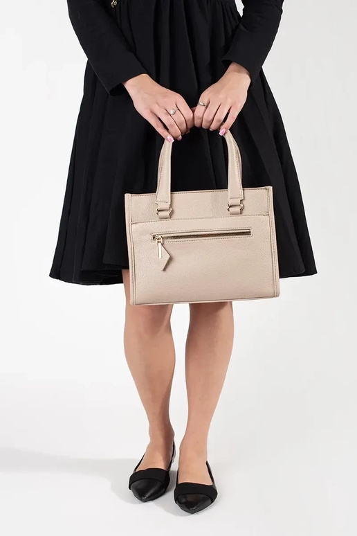 Bolso color marfil con cremallera