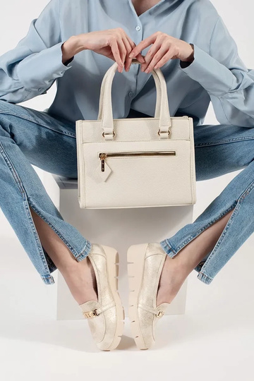 Bolso color arena brillante... 2