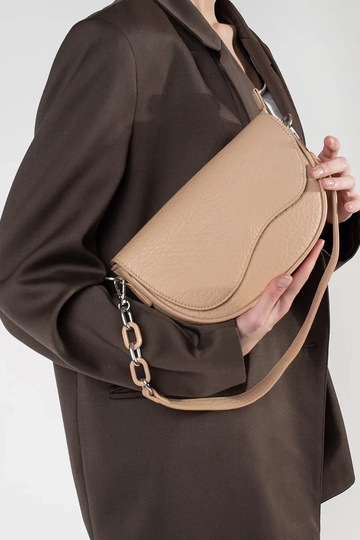 Bolso color marfil tipo nerka 2