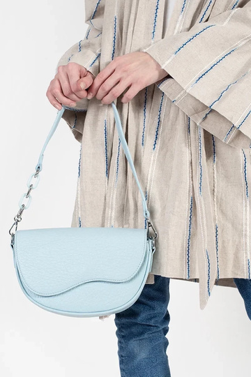 Bolso azul tipo nerka 2