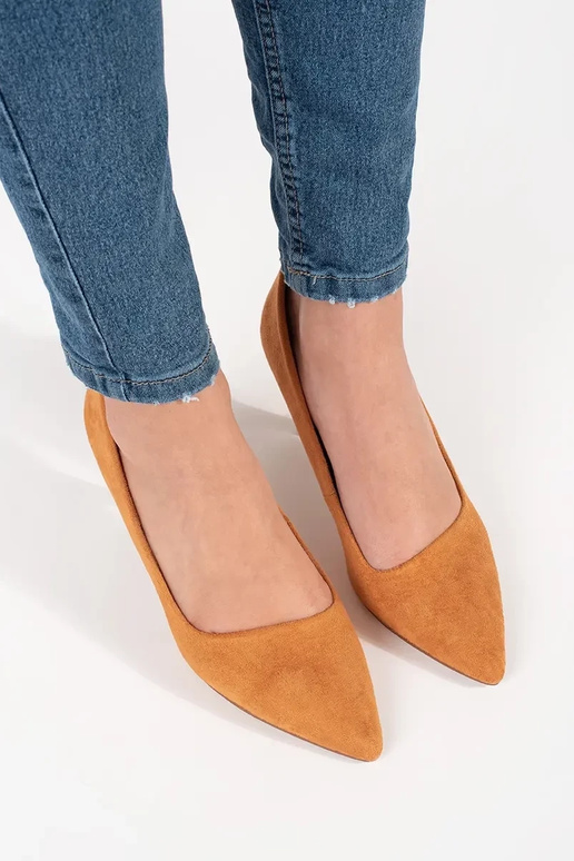 Tacones altos marrones