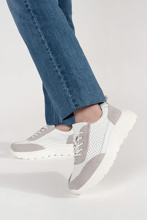 Zapatillas deportivas de cuero... Zapatillas deportivas de cuero...