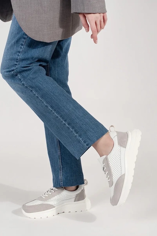 Zapatillas deportivas de cuero... Zapatillas deportivas de cuero...