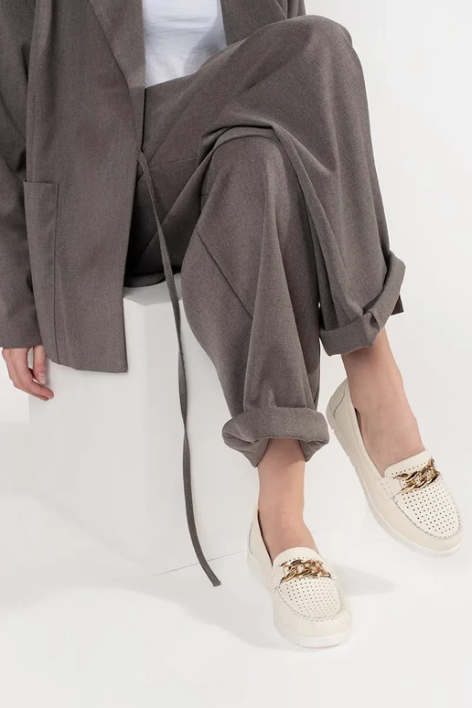 Mocasines color arena de piel con...