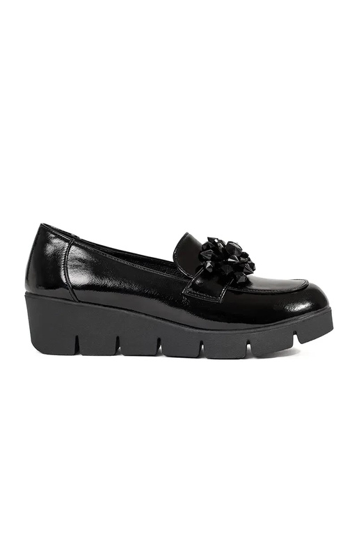 Mocasines de mujer en color negro con... Mocasines de mujer en color negro con...