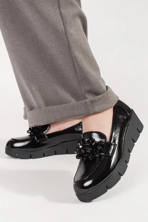 Mocasines de mujer en color negro con... Mocasines de mujer en color negro con...