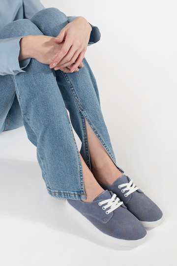 Zapatillas caladas azules... 2