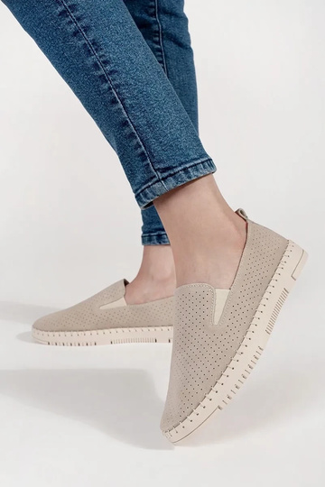 Mocasines de color arena de... 2