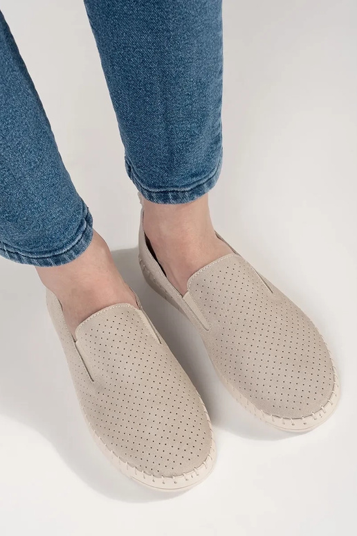 Mocasines de color arena de cuero ligero Mocasines de color arena de cuero ligero
