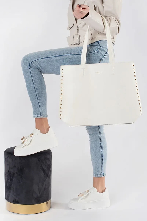 Gran bolso shopper blanco con tachuelas