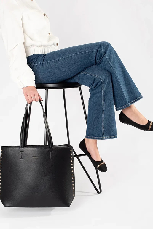 Gran bolso shopper negro con tachuelas
